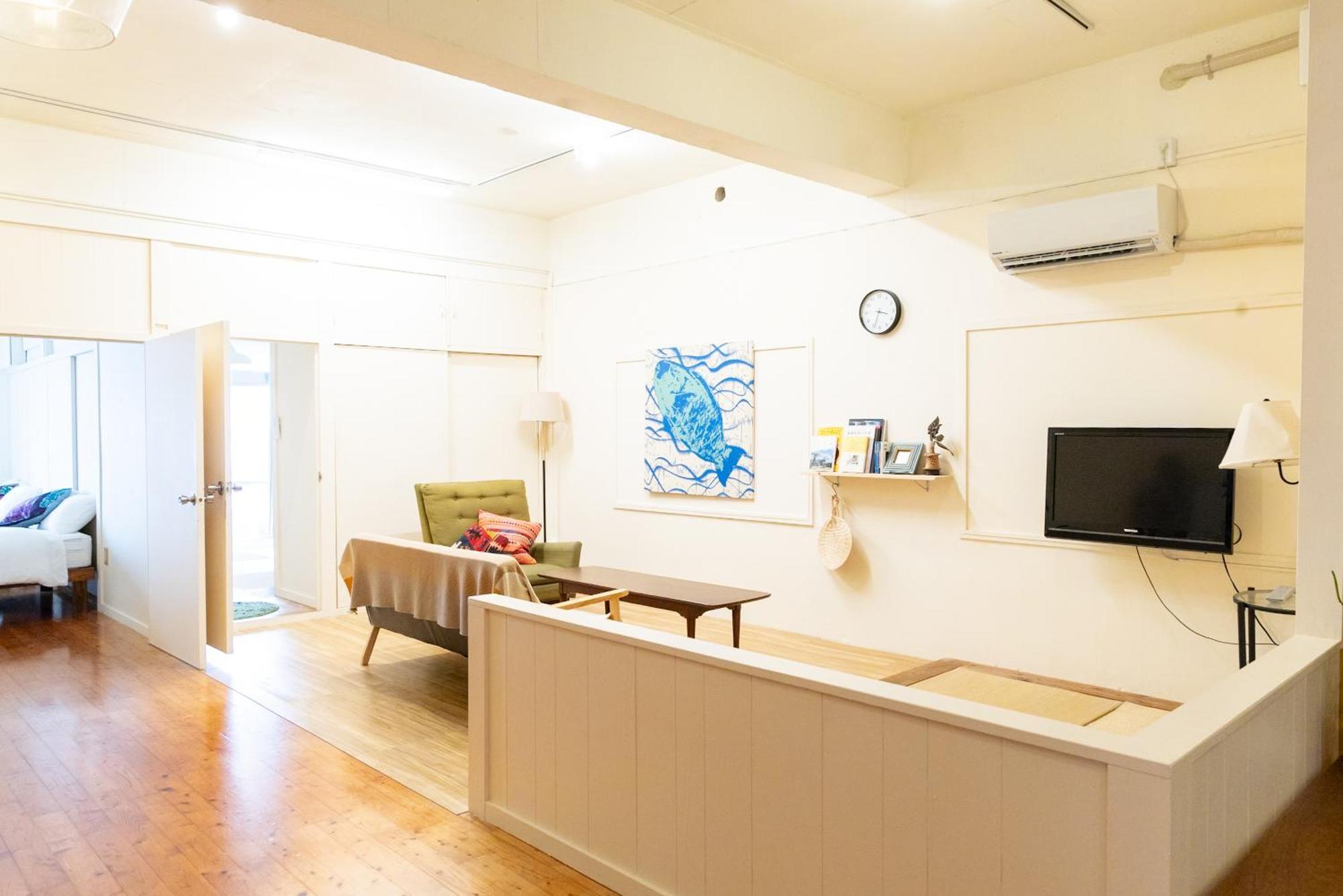 Pineapple Hotel Naha Eksteriør billede
